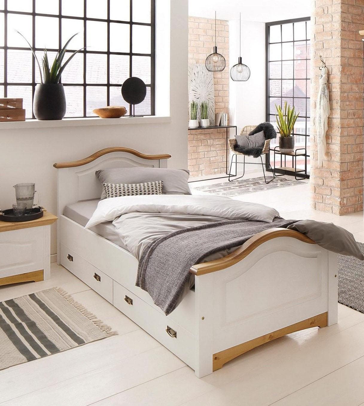 OTTO HOME Konrad Massivholzbett Weiß Honig Landhausstil Stauraum