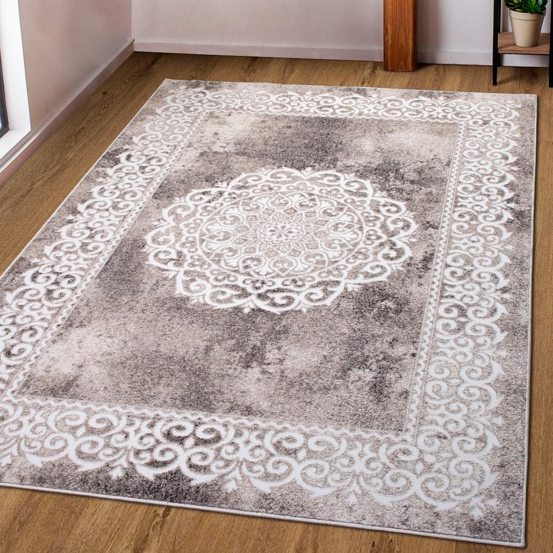 Beiger Teppich mit Orient-Optik und Vintage Design