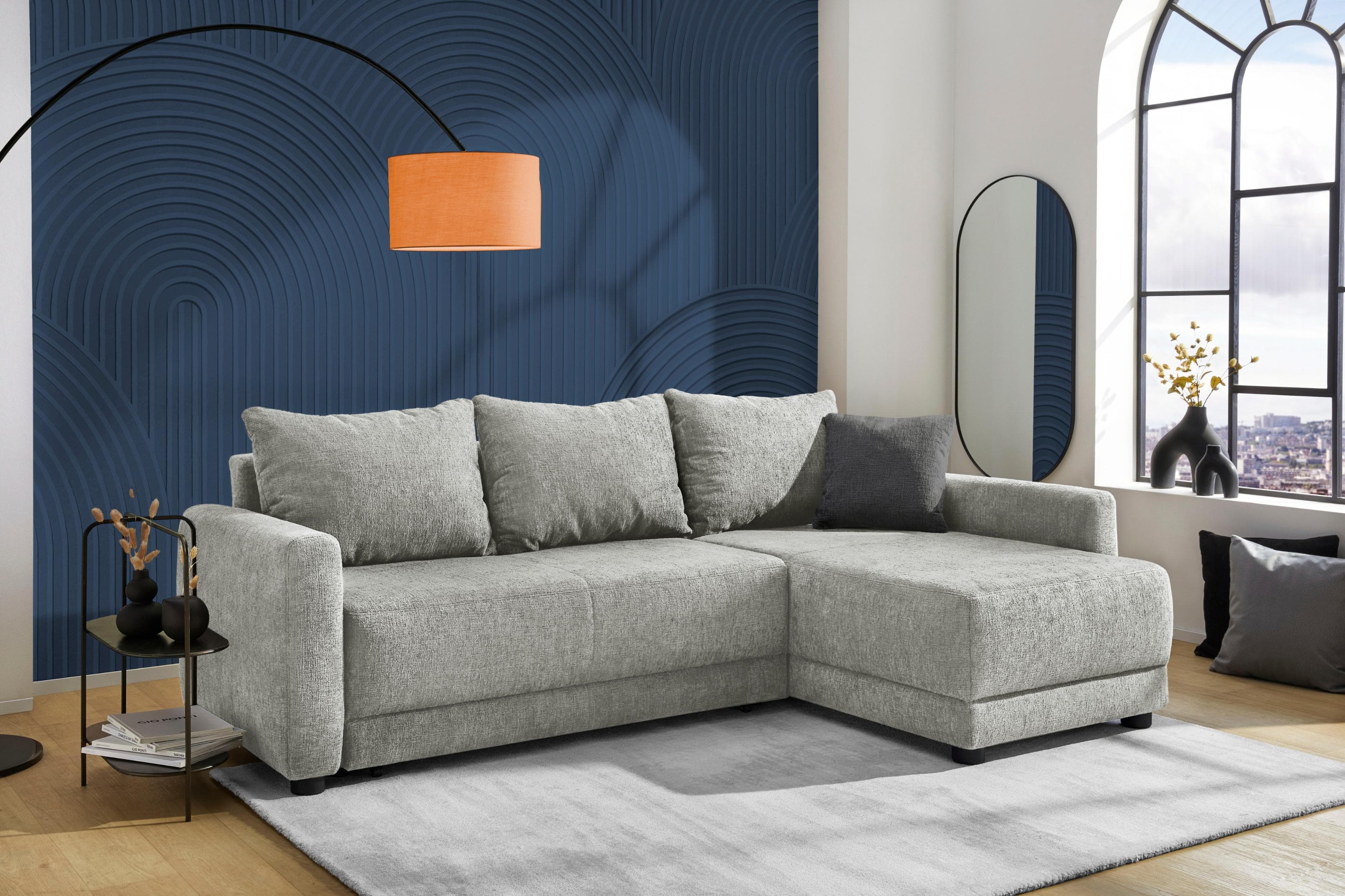 Ecksofa in grau und schwarz aus Polyester