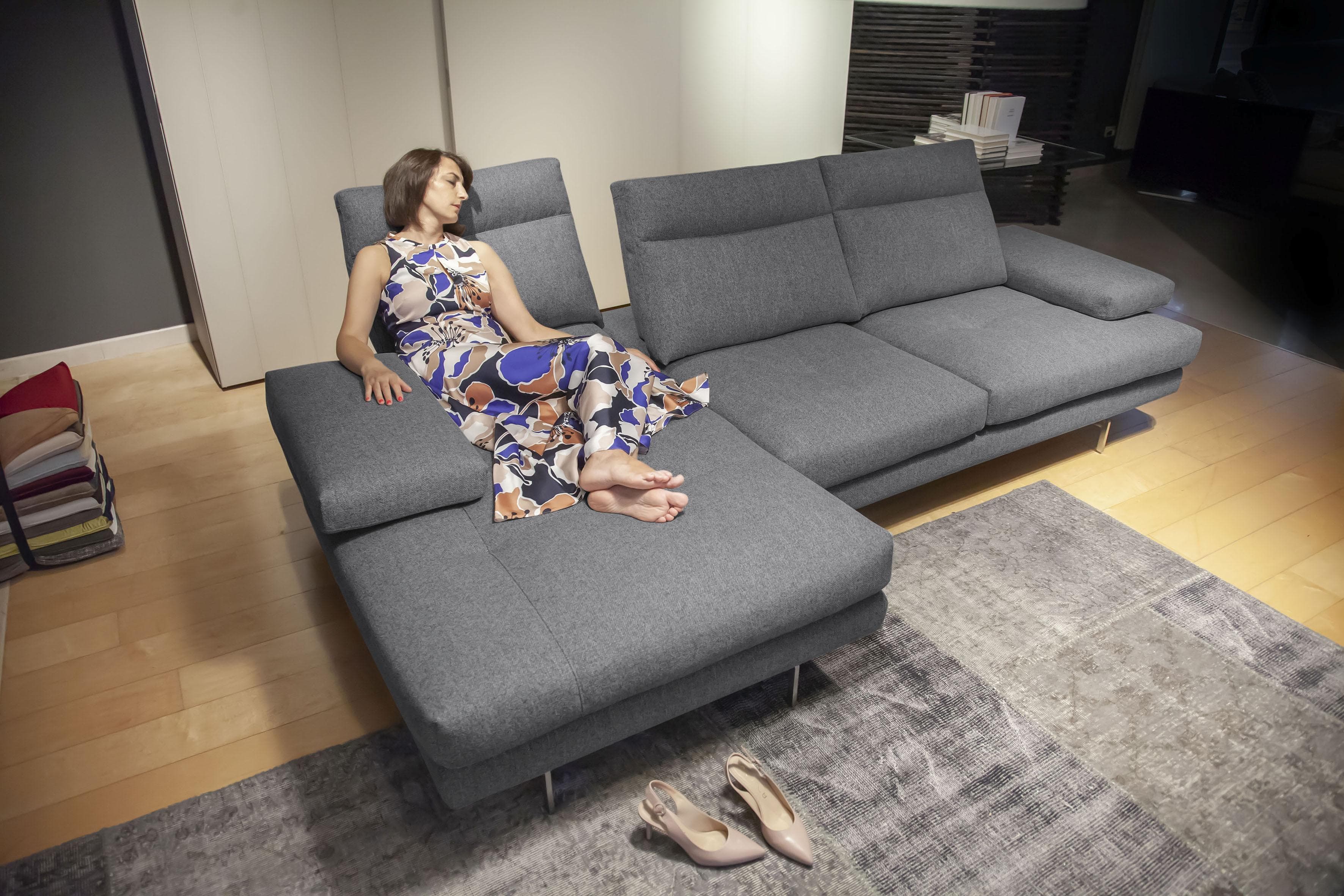 CALIA ITALIA Ecksofa Toby Wing L-Form Designsofa Grau Polyester