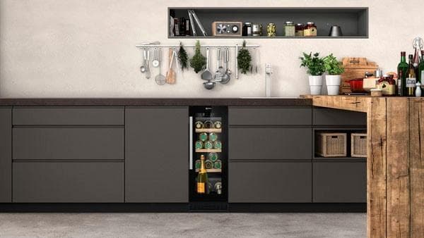 Neff KU9202HF0 N 70 Weintemperierschrank Schwarz