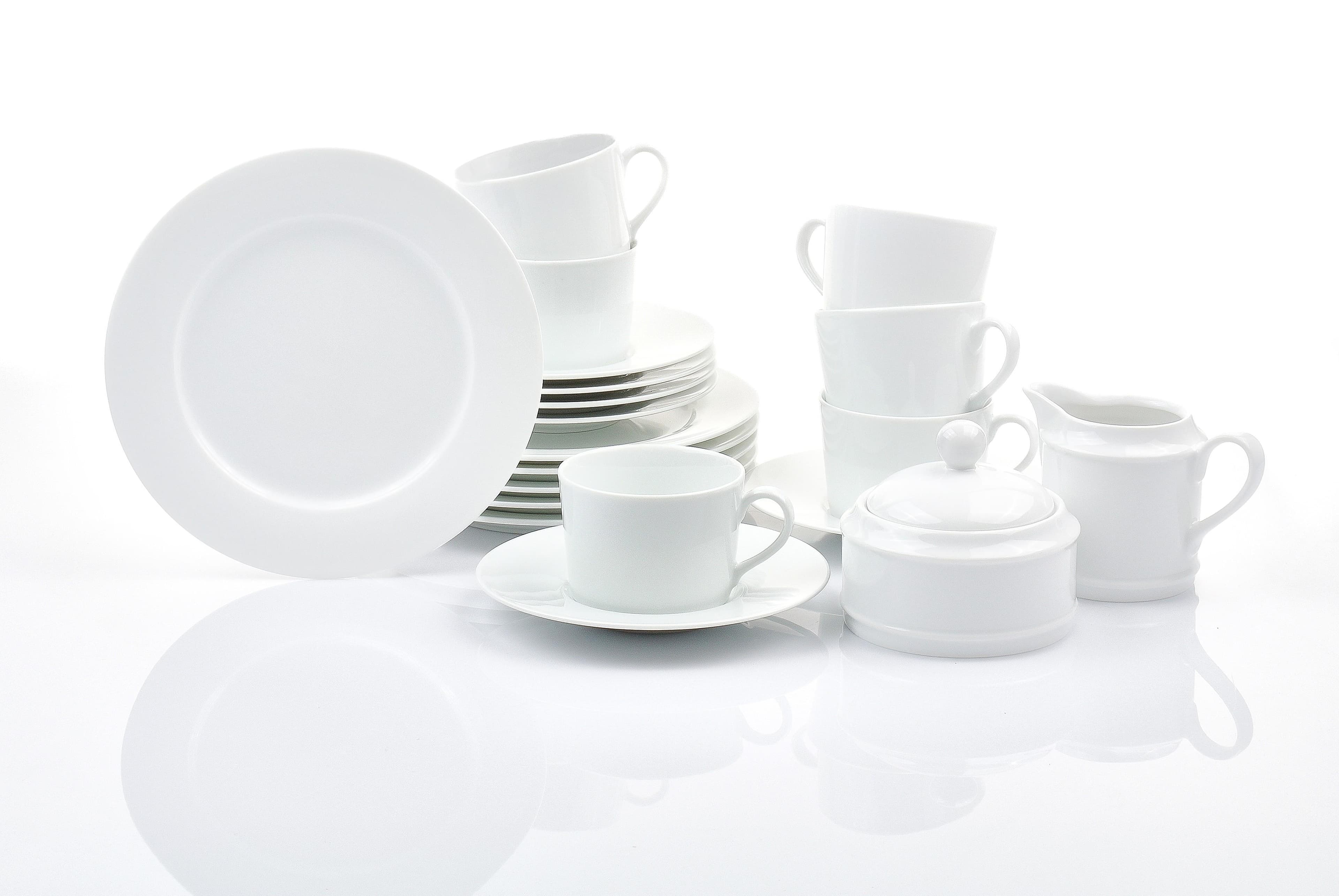 Klassisches Porzellan-Geschirr-Set