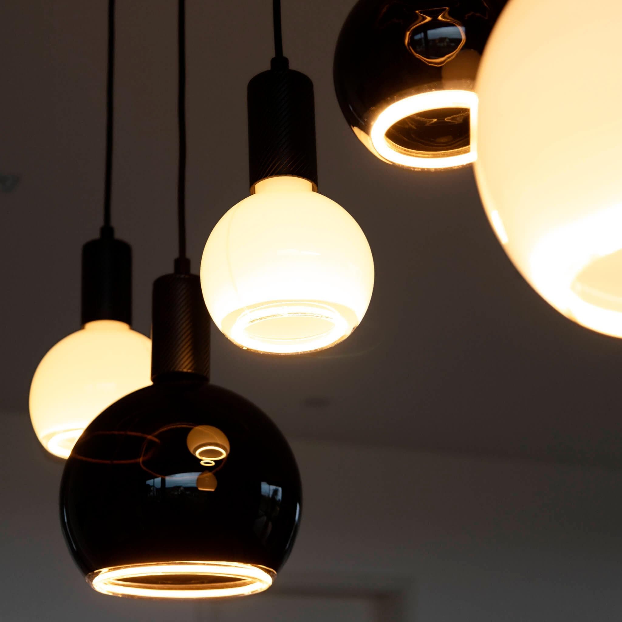 Segula LED-Globelampe Floating E27 Schwarz 4W