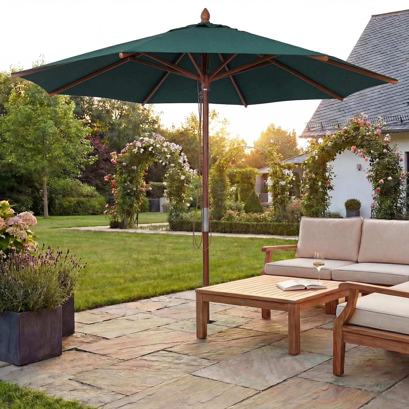 MCW Gastronomie Holz-Sonnenschirm MCW-C57b Dunkelgrün Ø3m