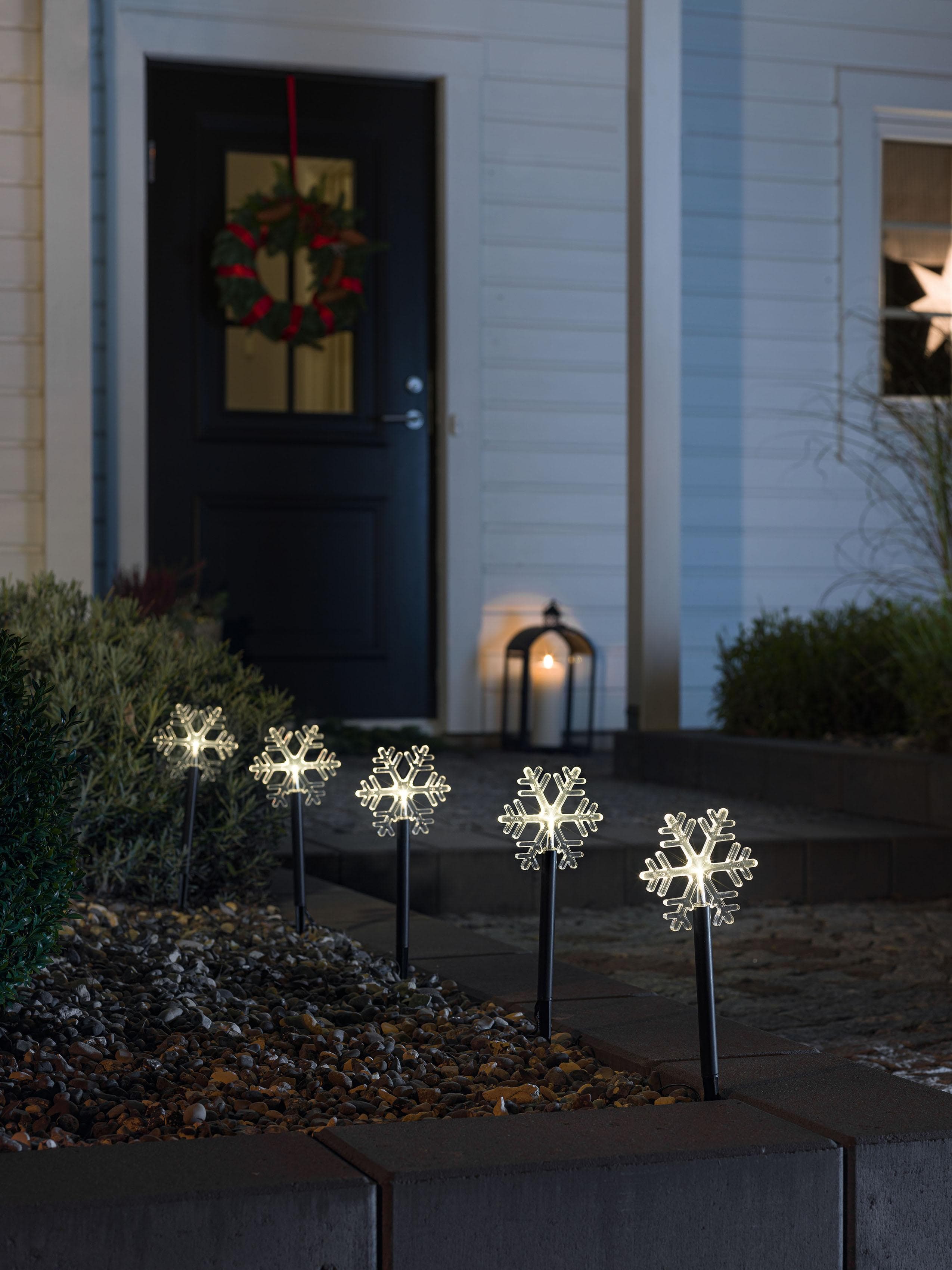 Konstsmide LED Gartenleuchte Weihnachtsdeko außen, LED fest integriert, Warmweiß, LED Spiessleuchte mit 5 Schneeflocken, 5 warm weiße Dioden