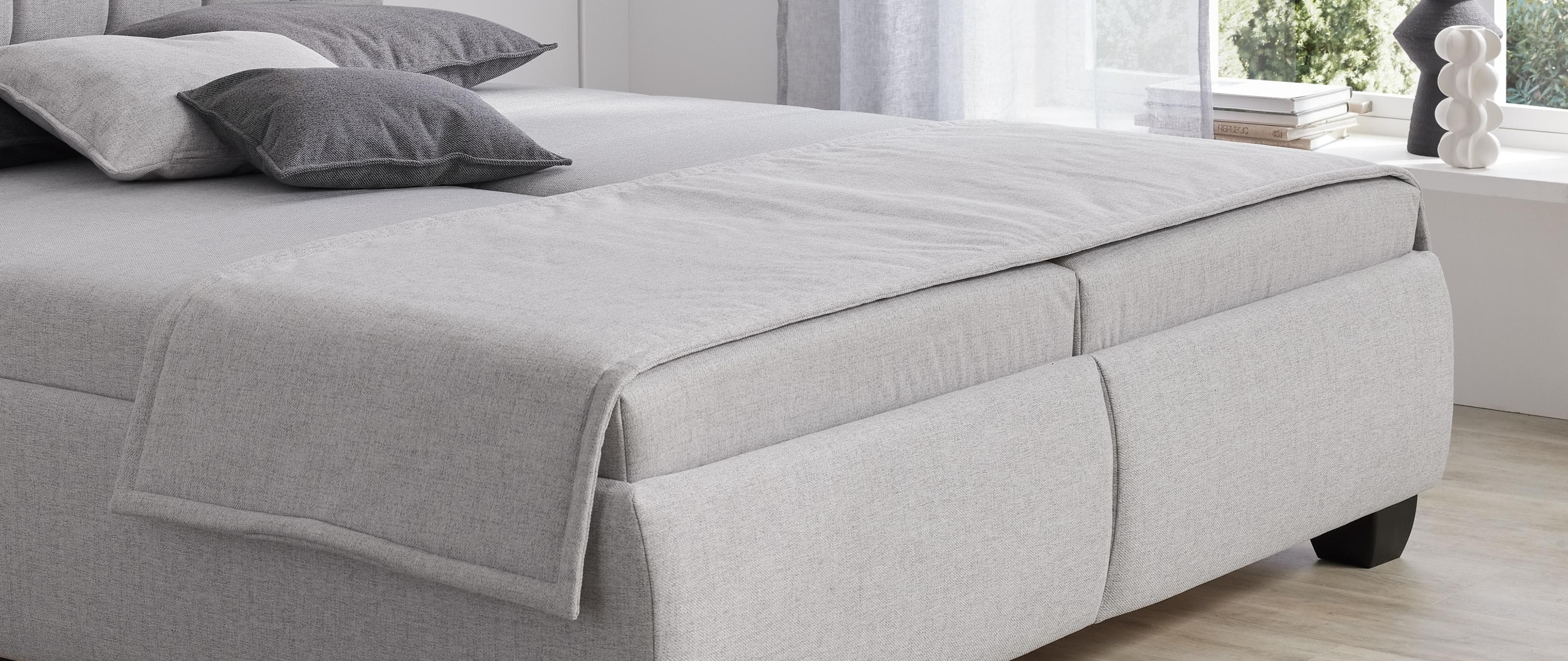 HAPO Tagesdecke Plaid hellgrau Polyester Vließwatte