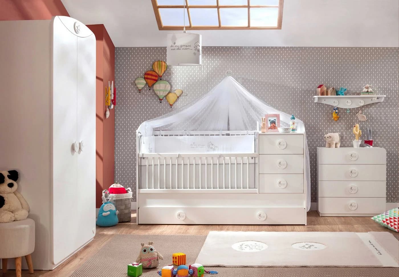 Möbel-Zeit Babyzimmer-Komplettset BABY COTTON 4-tlg. mit Kleiderschrank, Bett, Kommode, Regal - Bild 3