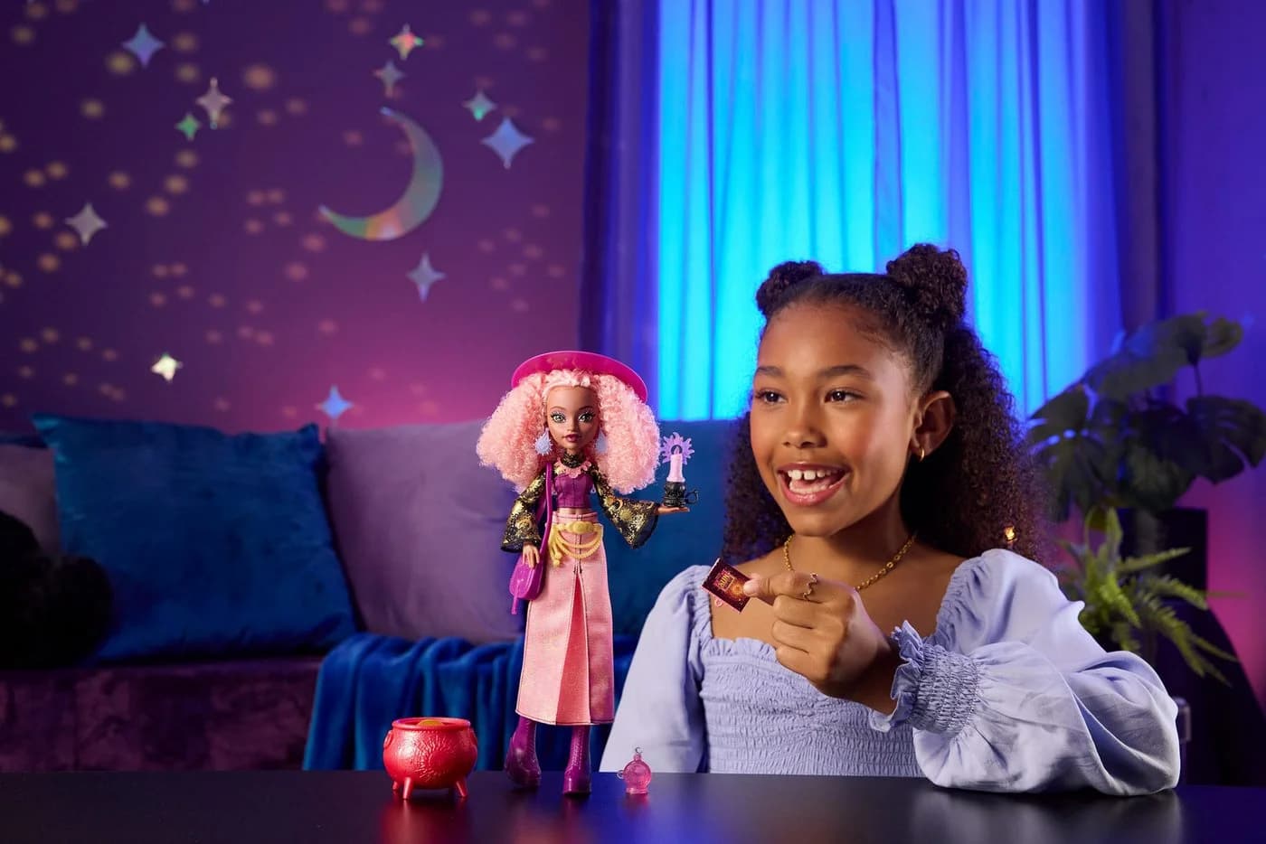 Monster High Anziehpuppe Moonspell Magic Rae Lumina Bunt
