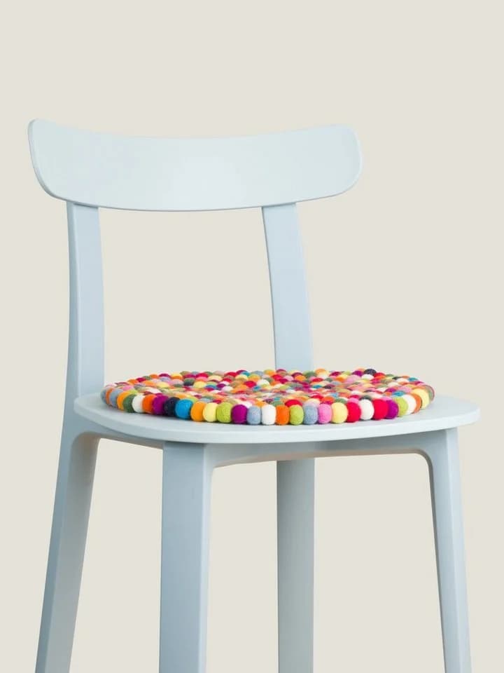myfelt Stuhlkissen Filzkugel Sitzauflage ⌀ 36 cm bunt