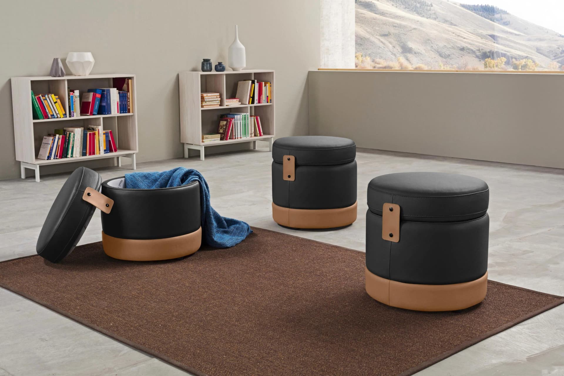 EGOITALIANO Tonder Hocker Schwarz Leder Design