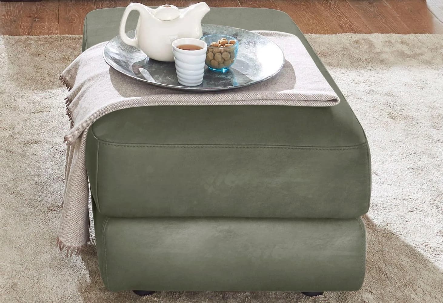 Hocker CALIA ITALIA Gaia Grün Luxus-Microfaser