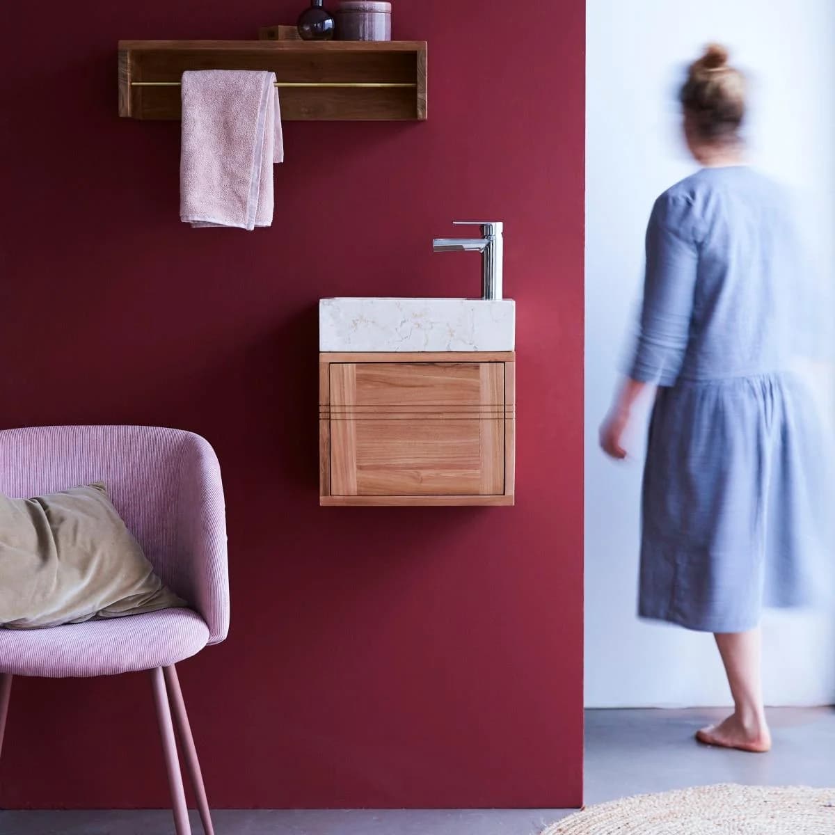 Tikamoon Badunterschrank aus Teakholz und Waschbecken aus cremefarbenem Marmor Basic crem