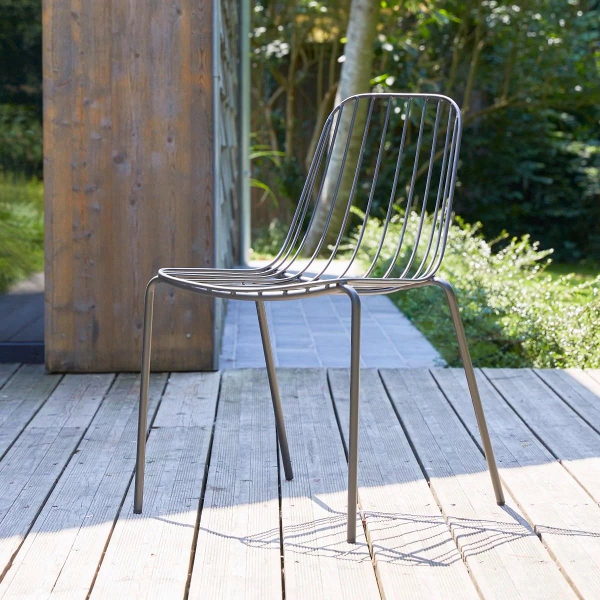 Tikamoon Outdoor Stuhl Metall Arty Grau Industrieller Stil
