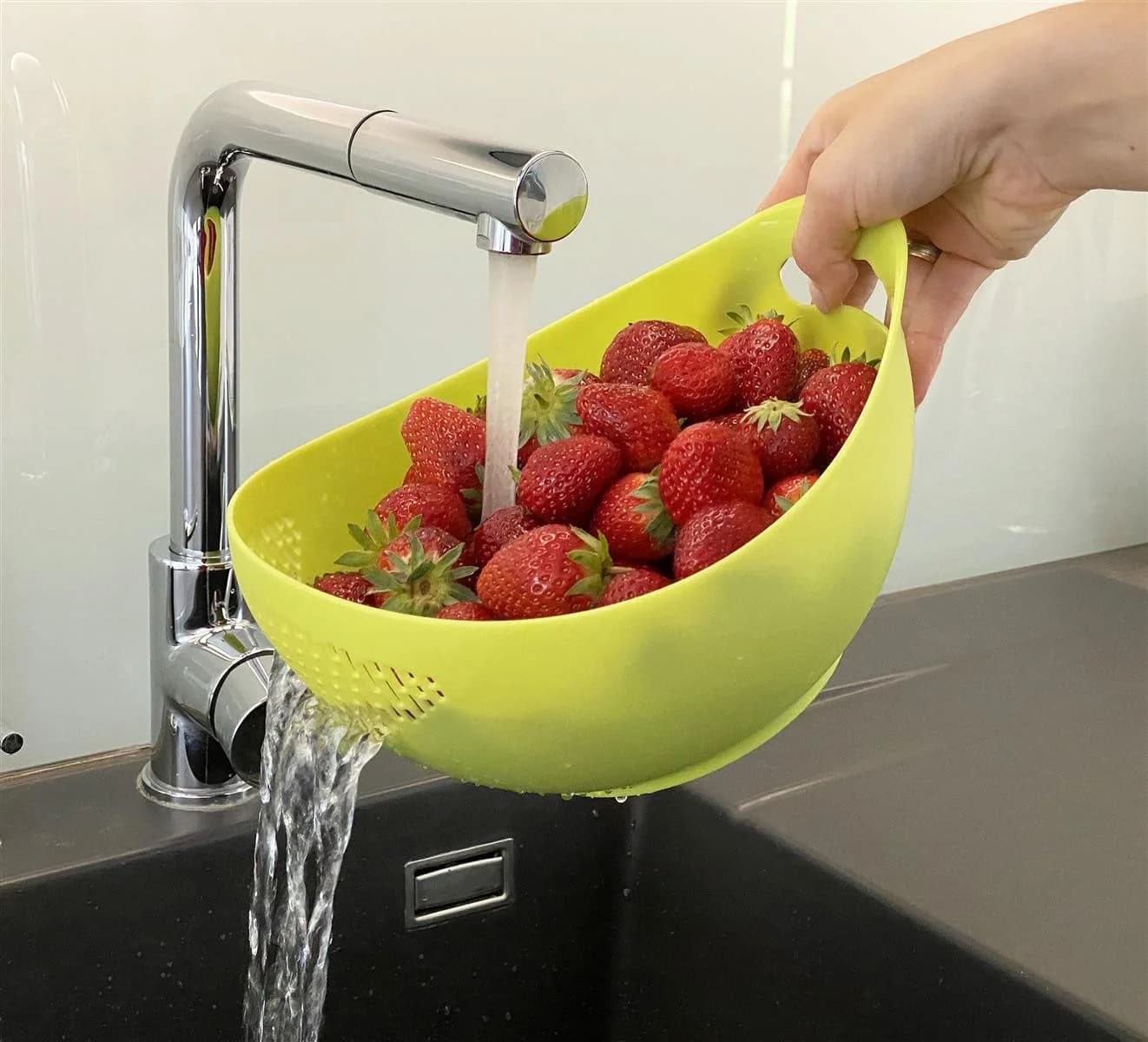 DanDiBo Seiher Schüssel mit Sieb Grün Kunststoff 2000 ml