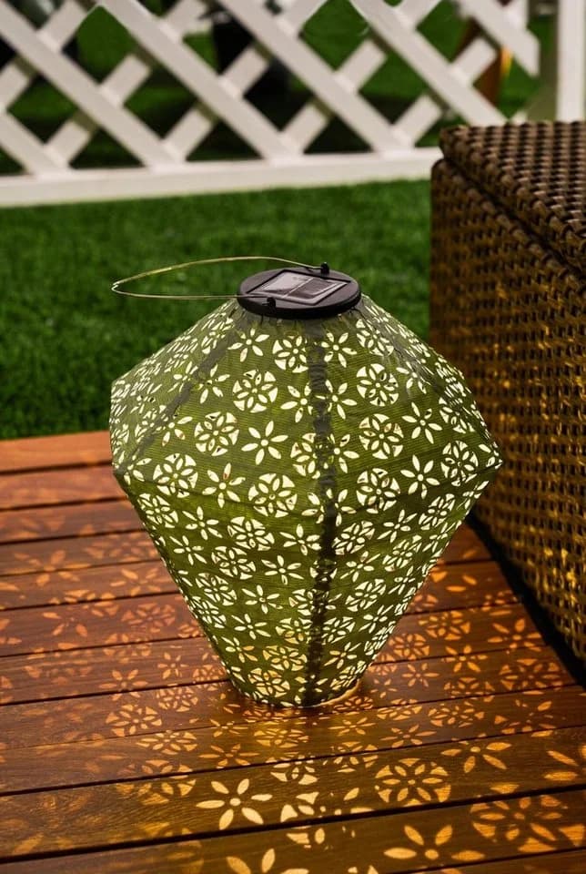 PAULEEN LED Solarleuchte Sunshine Flower Lampion Solar Hellgrün Vlies