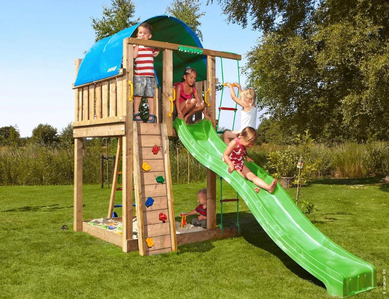 Jungle Gym Spielturm Jungle Villa Natur mit Rutsche und Kletterwand