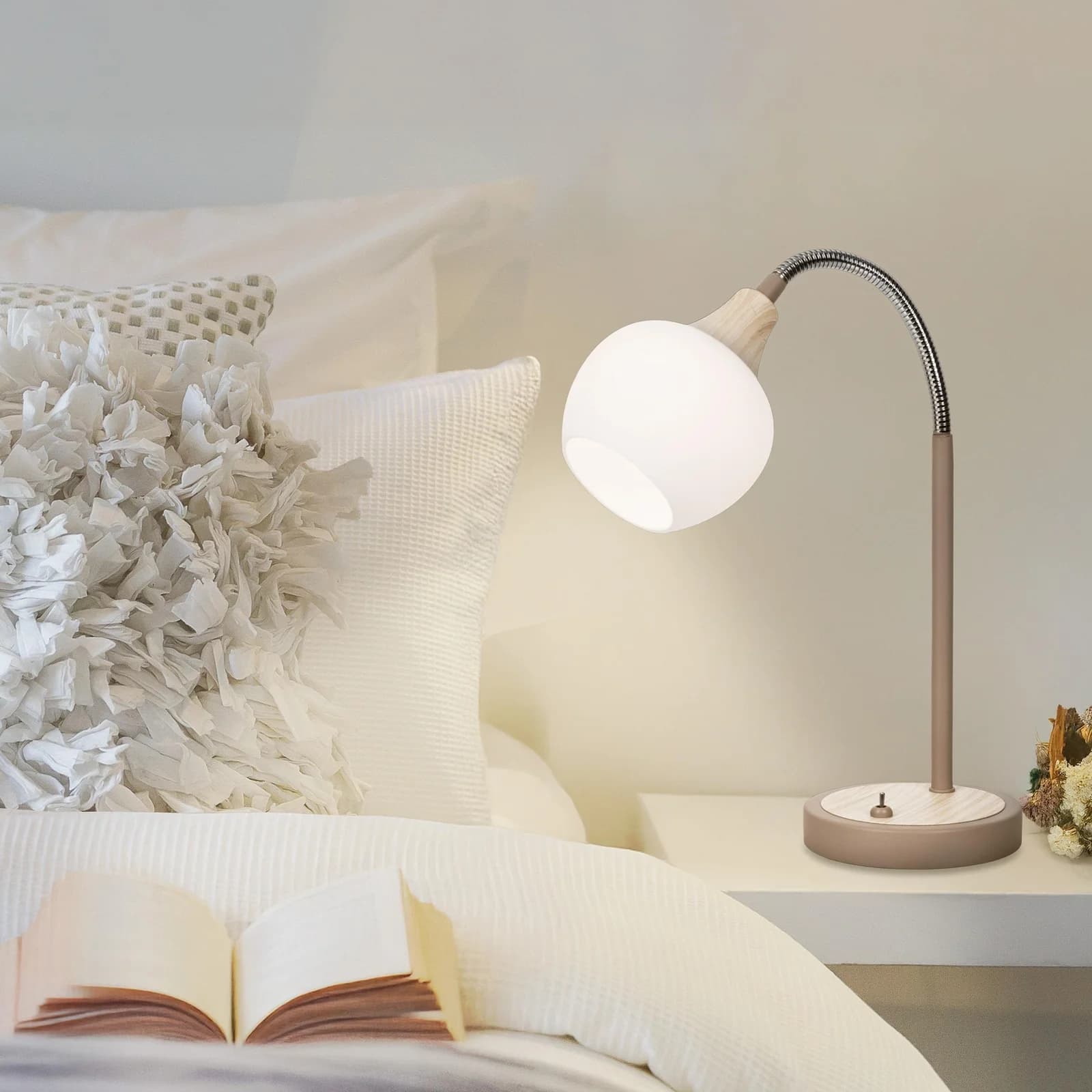 NÄVE Tischleuchte Monaco Beige Glas Metall E14 Skandi