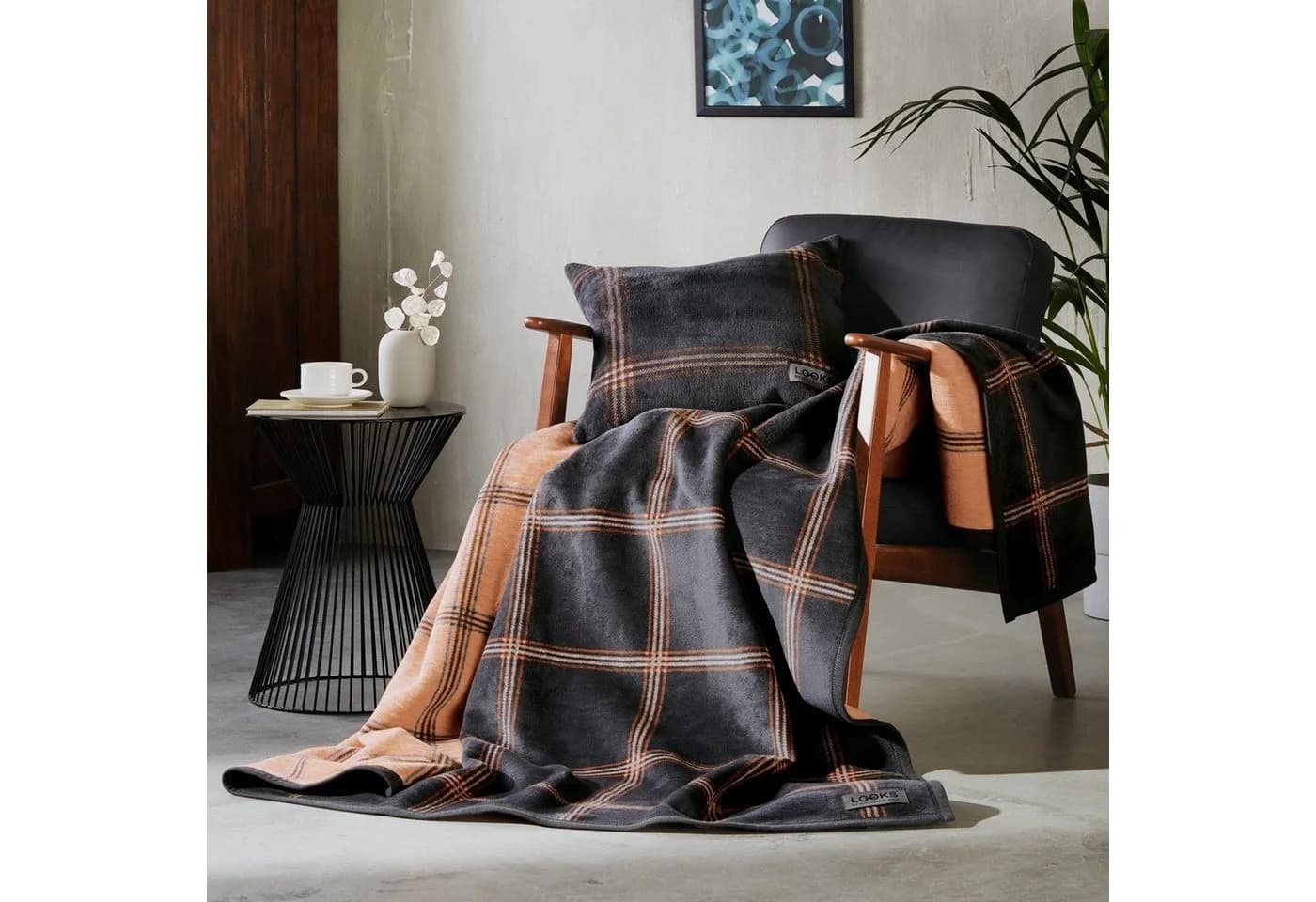 LOOKS by Wolfgang Joop Jacquard Wohndecke Baumwollmischung Karo Grau/Orange