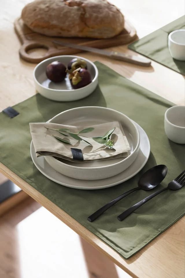 Platzset "Base" Khaki 100% Baumwolle mit Wendefunktion