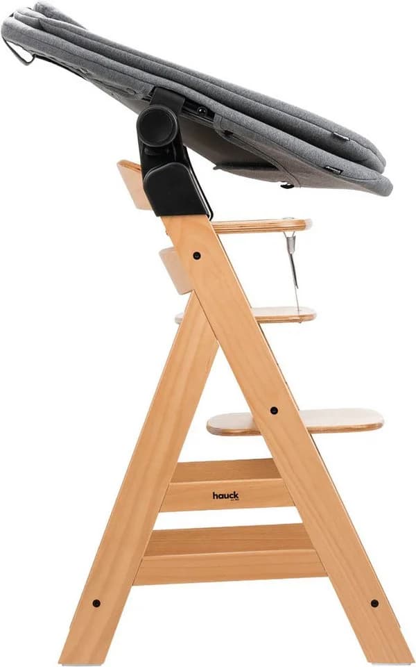 Hauck Hochstuhl Alpha+ Pro mit Newborn-Aufsatz