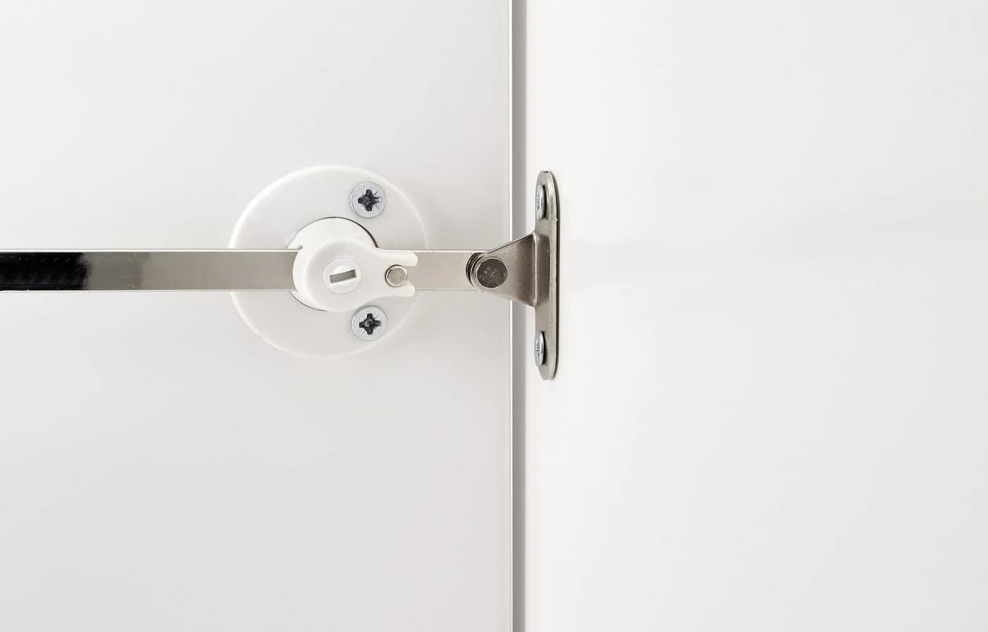 Hettich Möbelbeschlag Bremsklappenhalter Central 280 mm