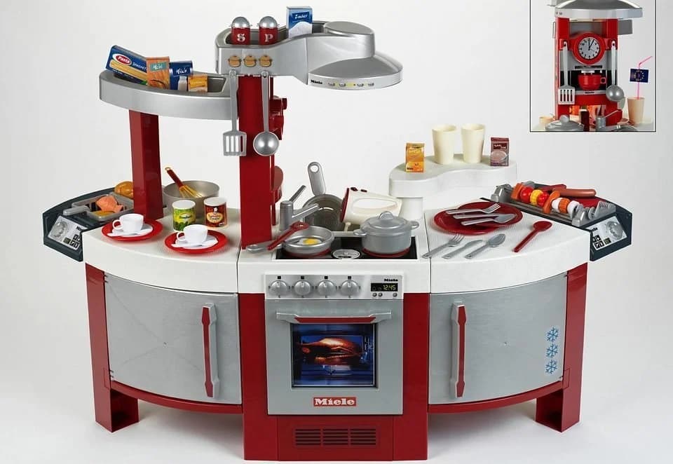KLEIN Spielküche Miele Nr. 1 Rot mit Zubehör