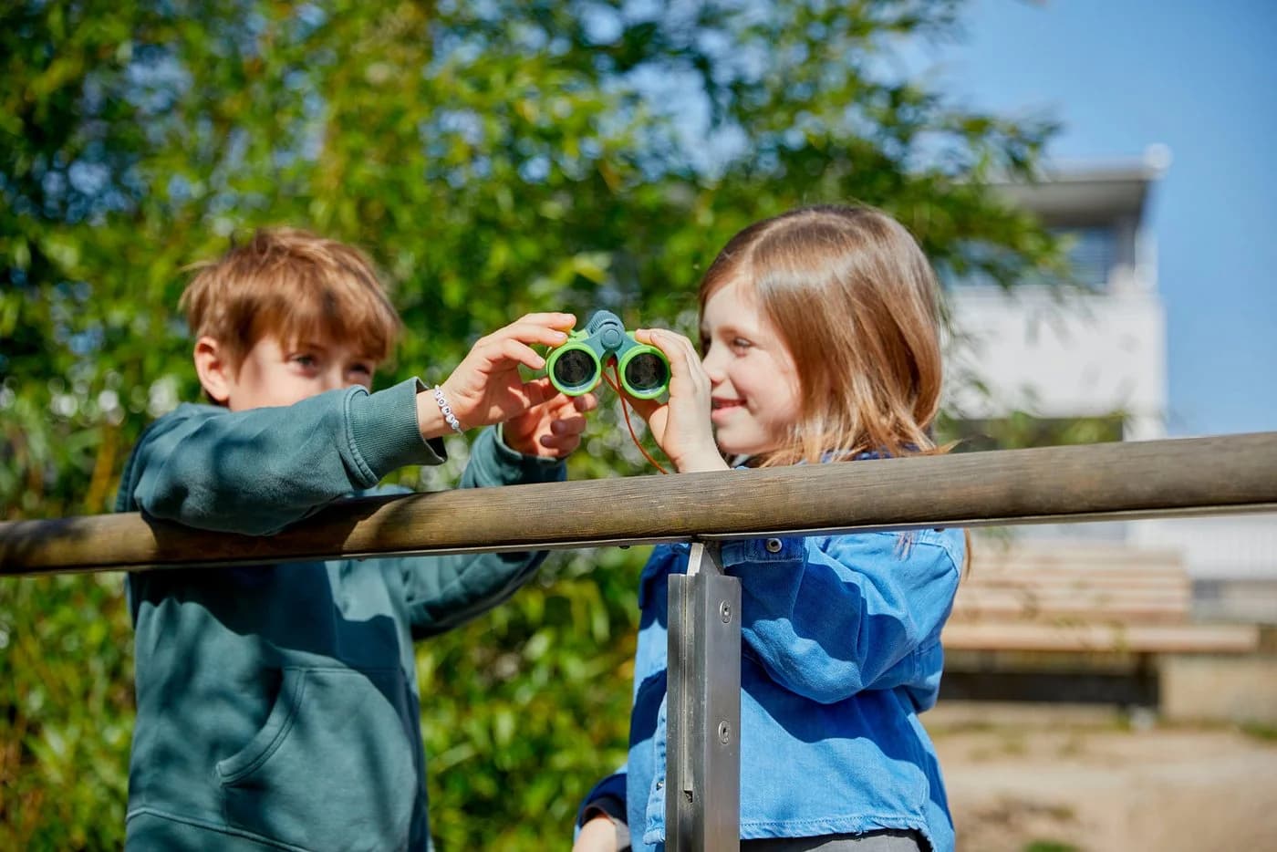 HABA Terra Kids Kinderfernglas mit Tasche - 4-fach Vergrößerung