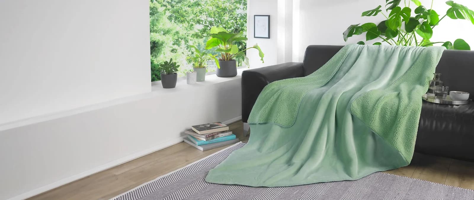 KINZLER Wohndecke Demi Flausch Salbei Polyester Wendefunktion