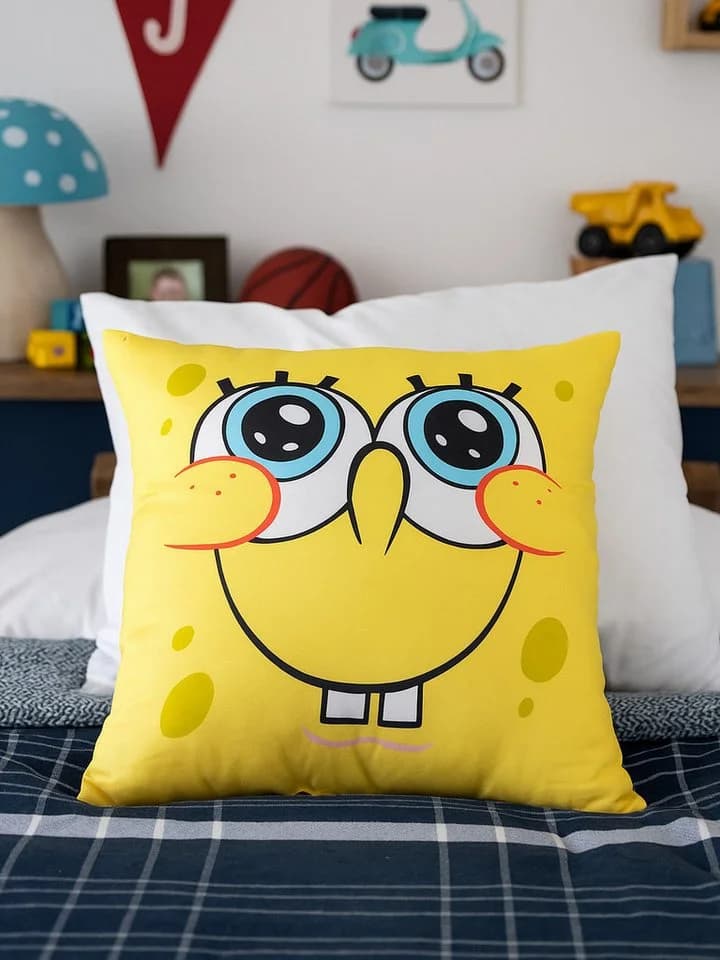 United Labels Spongebob Kissen Plüsch Gelb 40x40 cm