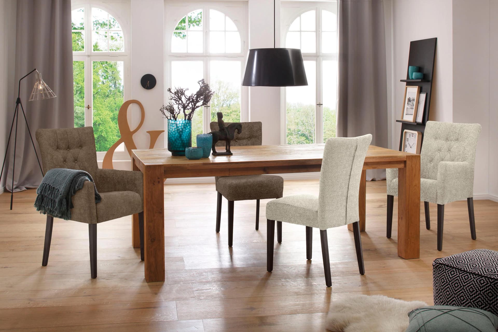 HOME AFFAIRE Esszimmerstuhl Queen Braun Polyester Massivholz