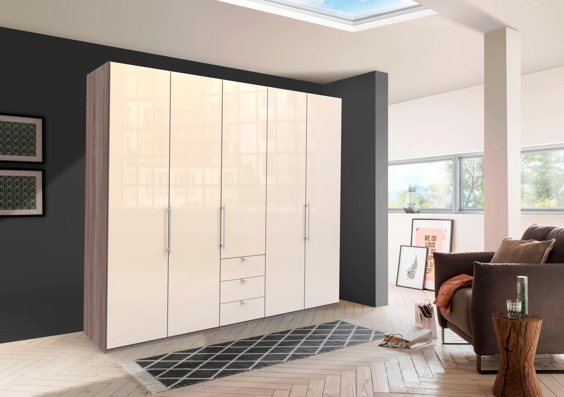 Kleiderschrank WIEMANN Loft 5-türig Beige Glasfront Soft-Close