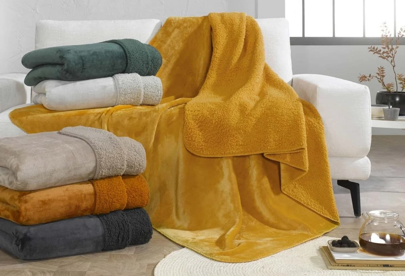 casa NOVA Wohndecke SEBASTIAN Taupe Wendbar Flanell Schaffellimitat