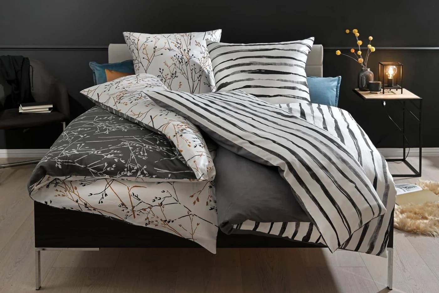 casa NOVA Bettwäsche RAHEL Schwarz/Weiß/Braun Satin Blattmuster