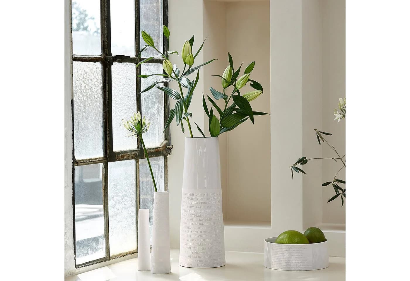 Räder Raumpoesie Vase Porzellan Weiß