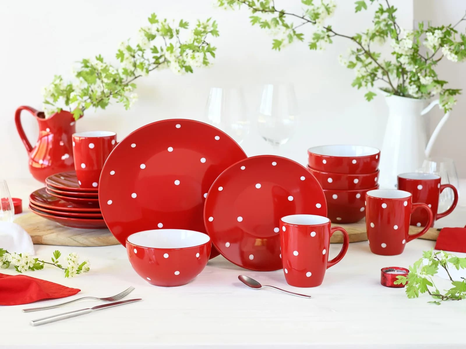 Creatable Polka Dots 16-tlg. Geschirr-Set Bunt