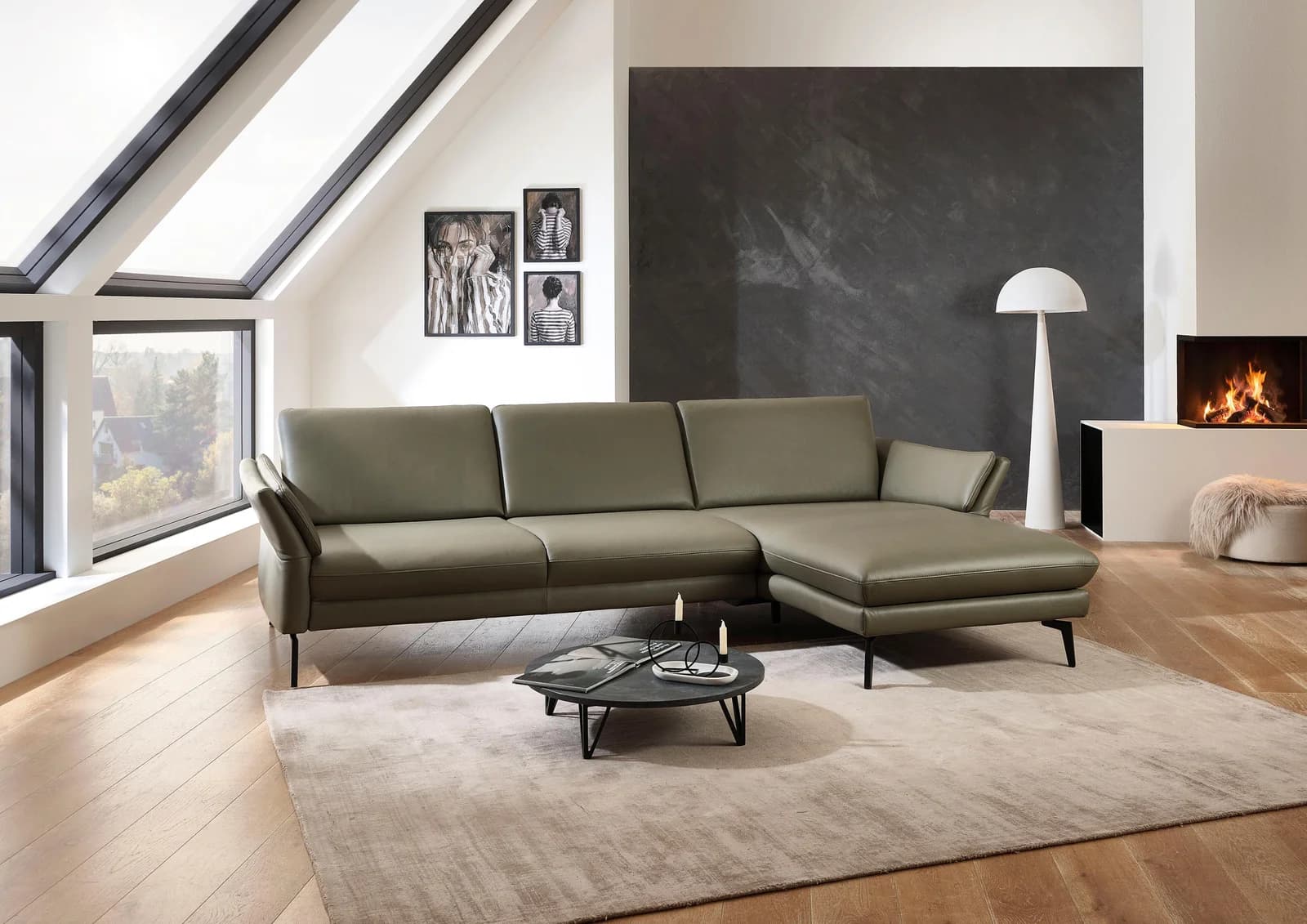 DIE PLANBAR Ecksofa PN-EM23050 L-Form Glattleder Torro olive