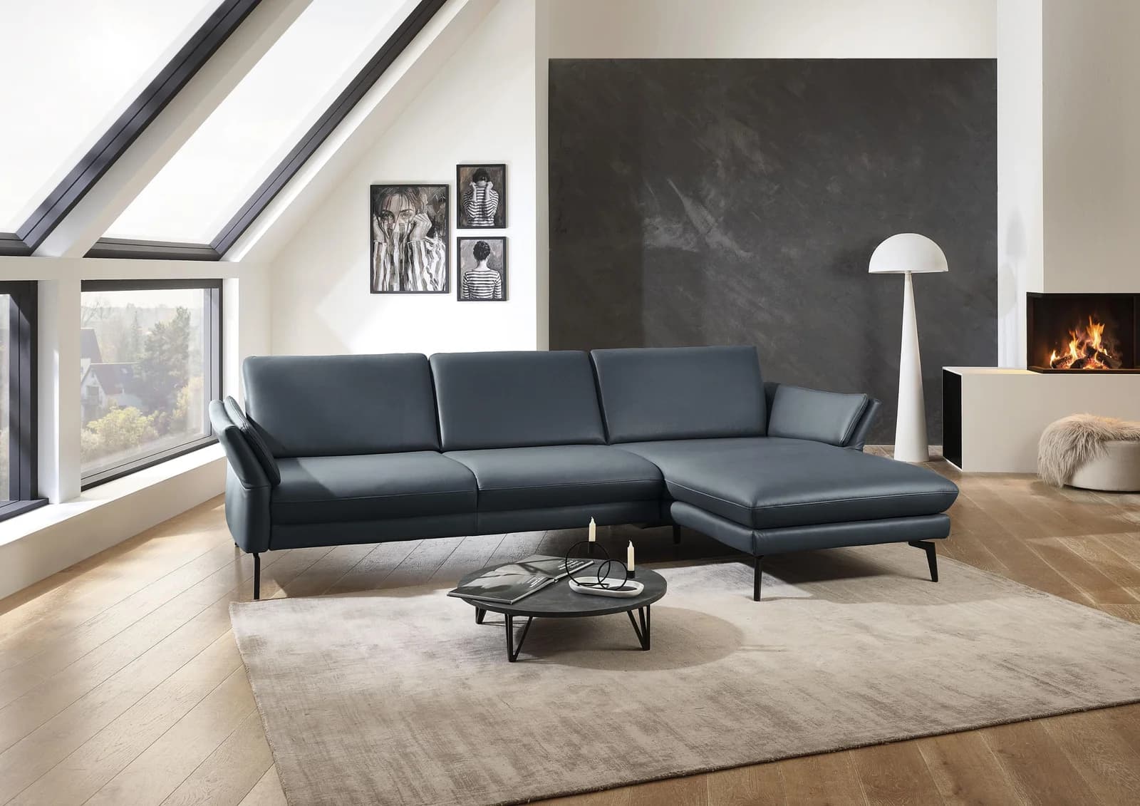 Ecksofa DIE PLANBAR PN-EM23050 L-Form Graphit-Blau Glattleder