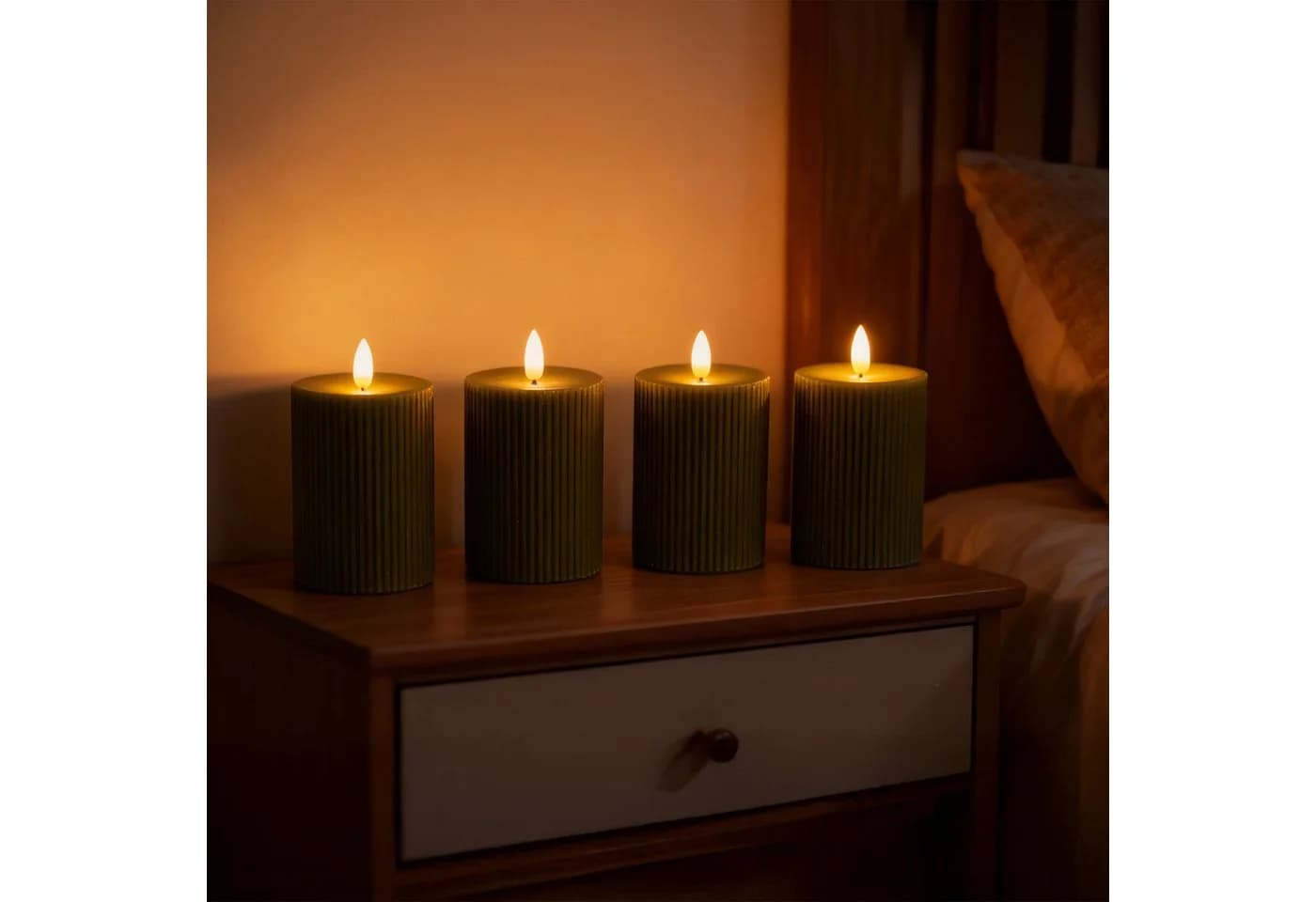 relaxdays LED-Kerze 4er Set Khaki