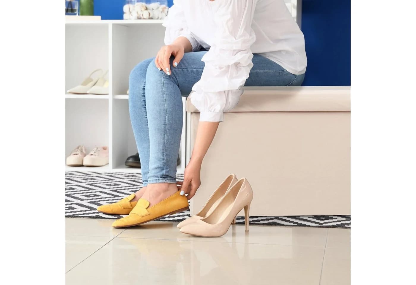 relaxdays Faltbare Samt-Sitzbank mit Stauraum, Creme