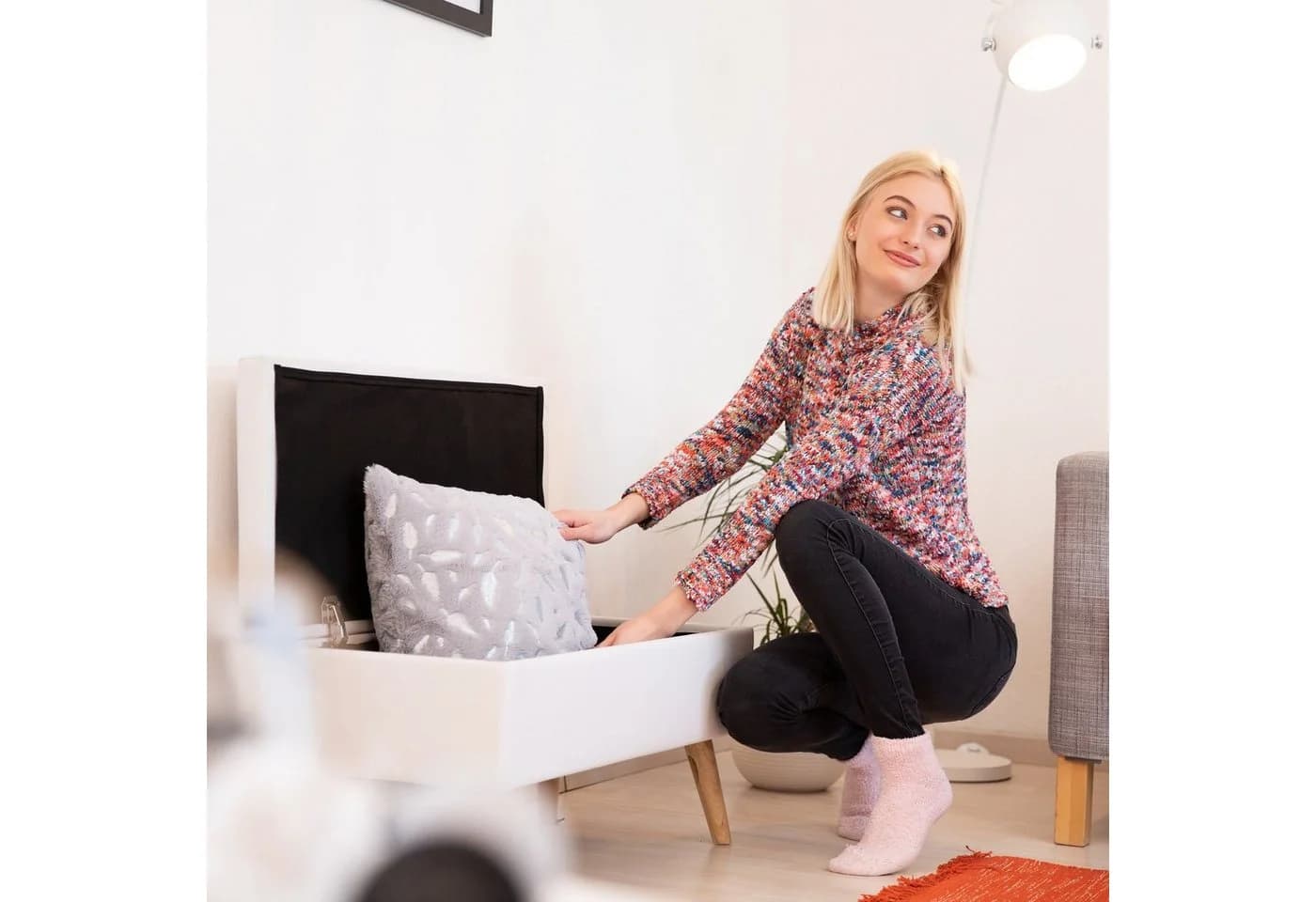 relaxdays Sitzbank Samt mit Stauraum Weiß