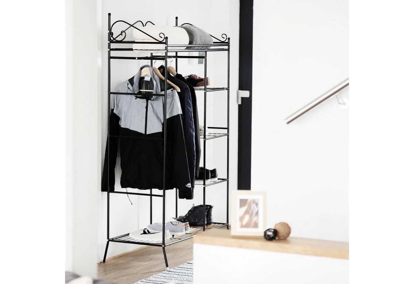relaxdays Garderobenschrank Metall COUNTRY mit Stoffbezug schwarz