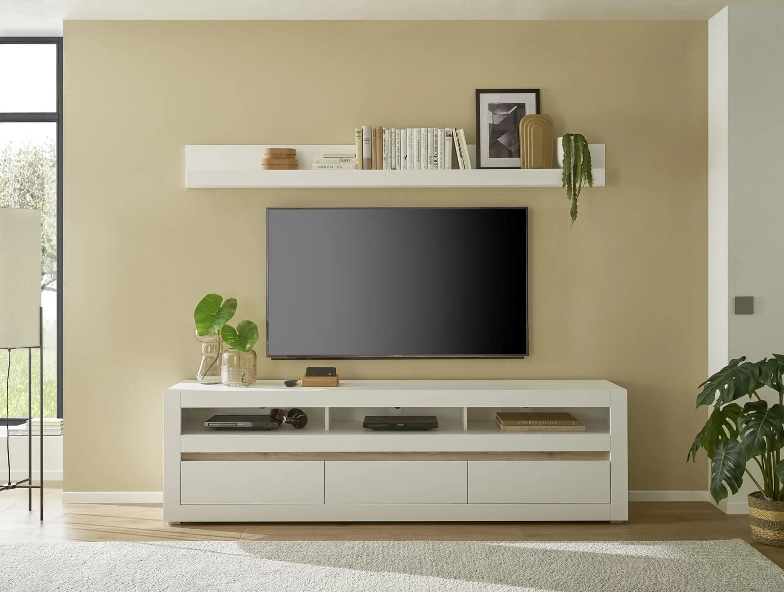 HOME AFFAIRE Wohnwand Chester Weiß Matt mit Lowboard und Wandboard