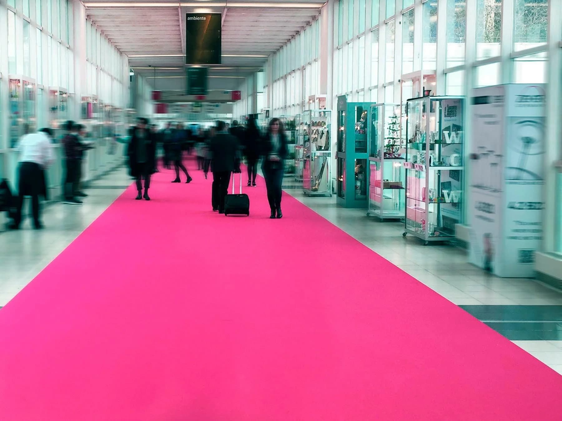 Pinkfarbener Uni-Teppich aus Polypropylen und Nadelfilz