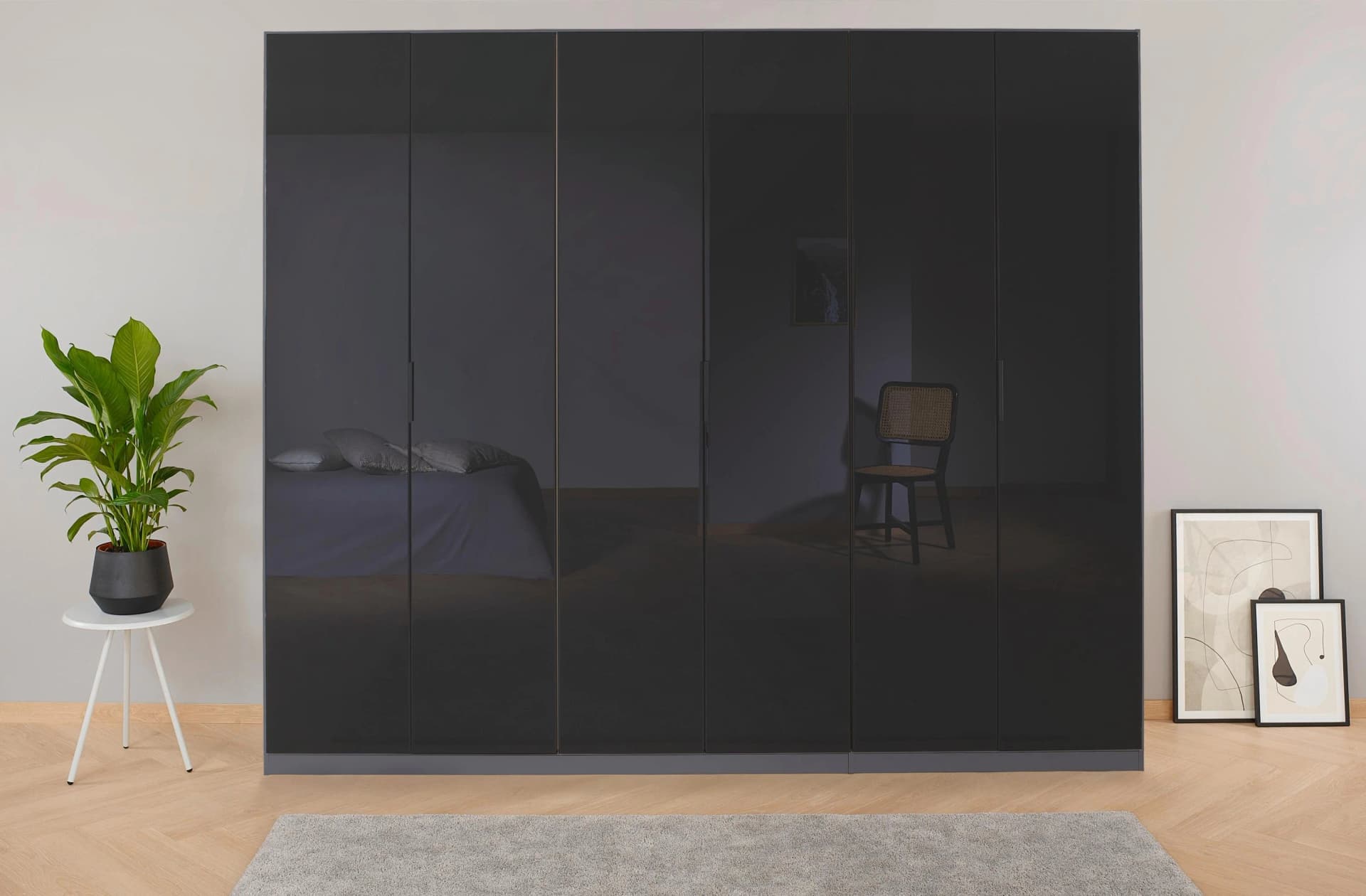 Rauch KOLUNA Drehtürenschrank Grau Glasfront