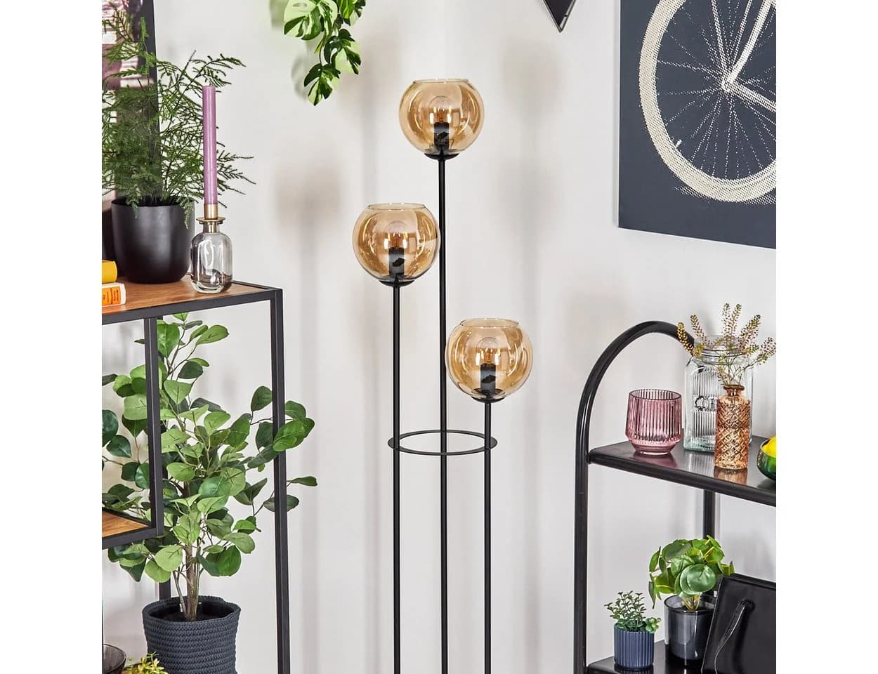 hofstein Stehlampe Schwarz/Bernstein Retro-Design E14 Glasschirm