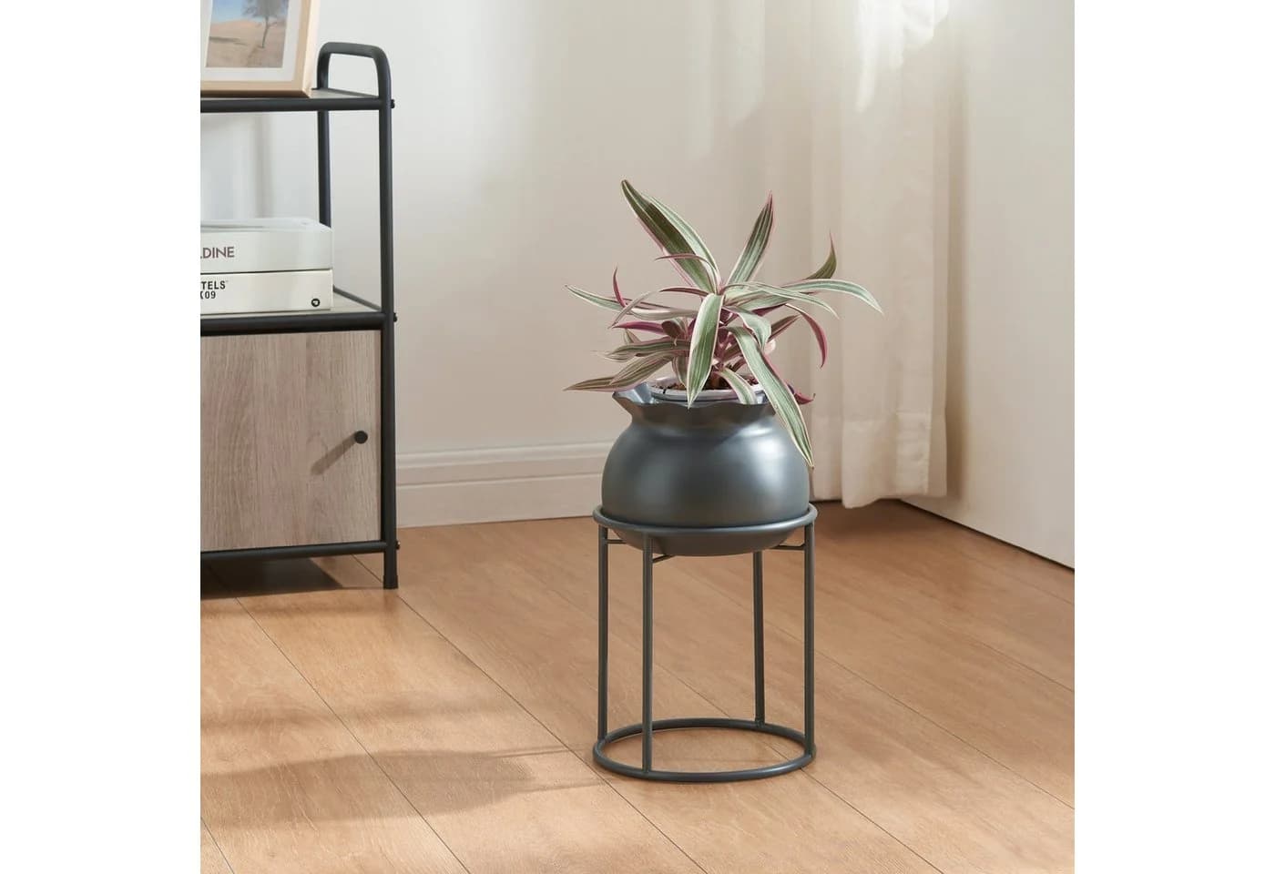 en.casa Blumenständer Assen Schwarz Metall