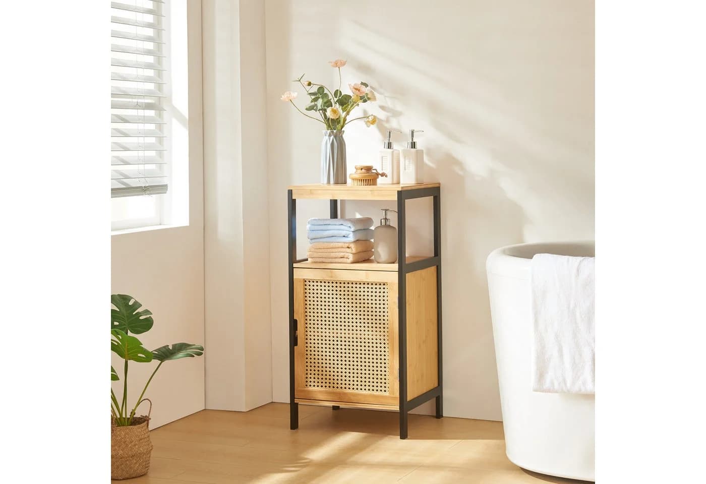 en.casa Badkommode Tervola Midischrank Bambus Schwarz Rattanoptik