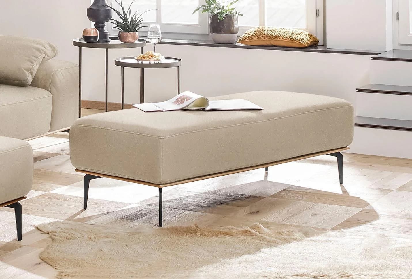 W.SCHILLIG Polsterhocker run Beige Leder Eiche Sockel