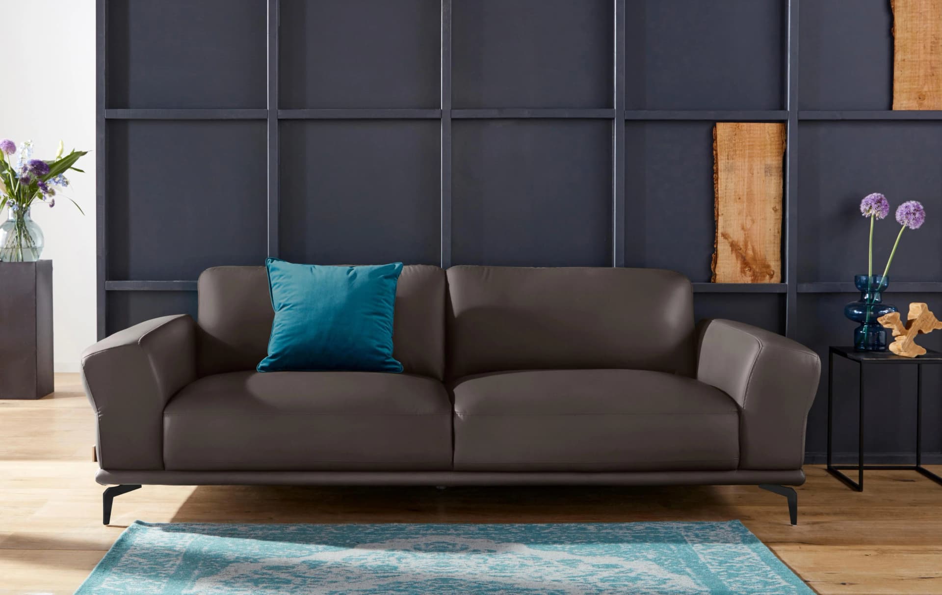 W.SCHILLIG Montanaa 2,5-Sitzer Sofa Braun Leder Metallfüße