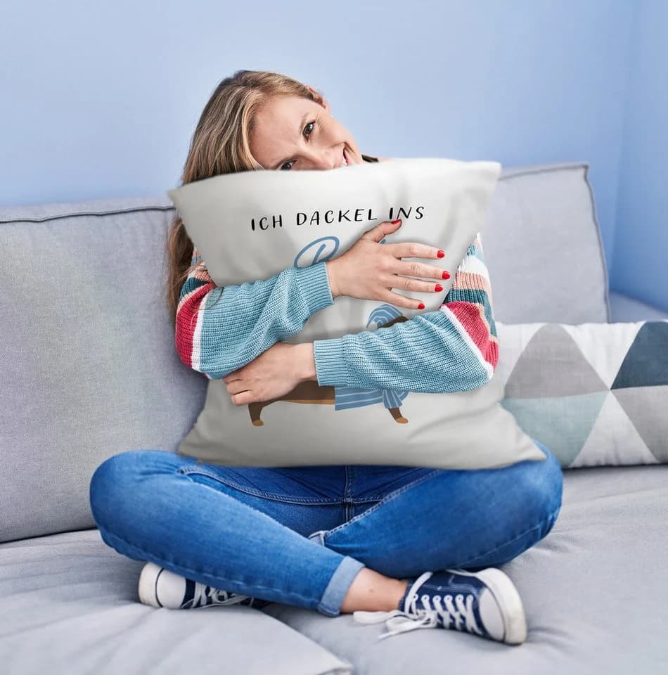 speecheese Dekokissen Dackel mit Pyjama Kuschelkissen mit Spruch
